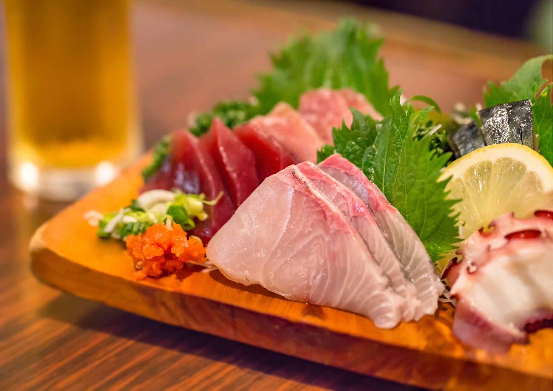 お昼は新鮮な海鮮に舌鼓