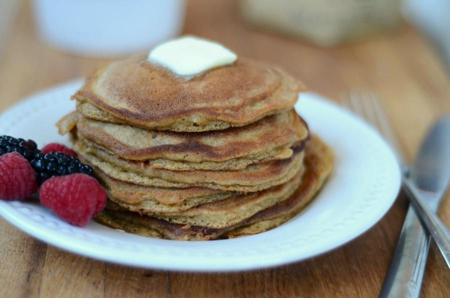 Healthy LIfe Selections recommends tiger nut flour for gluten free vegan recipes and paleo diets tiger nut pancakes recipe by Anthony's Goods for paleo breakfast
