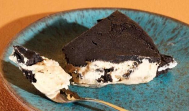 Keto friendly fall dessert ideas by Swerve Sweetener for ketogenic diet