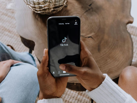 Music artist recording a TikTok video