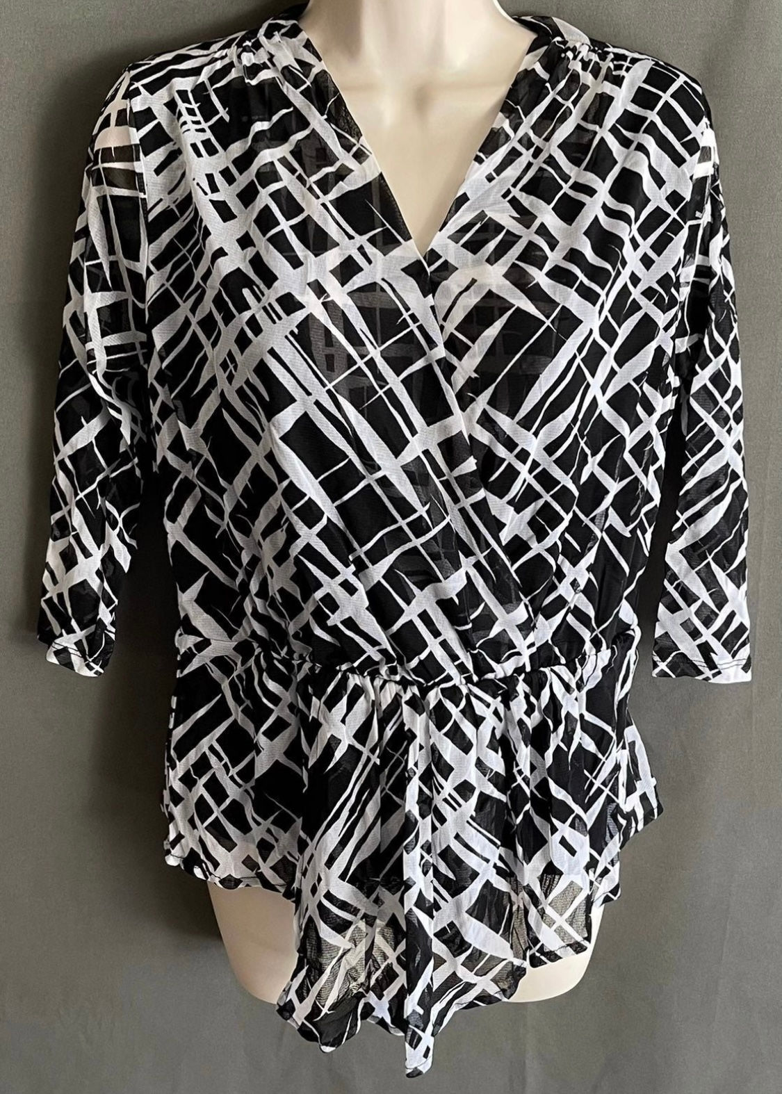(07) NWT women's top Alfani (PM) MSRP $69.50