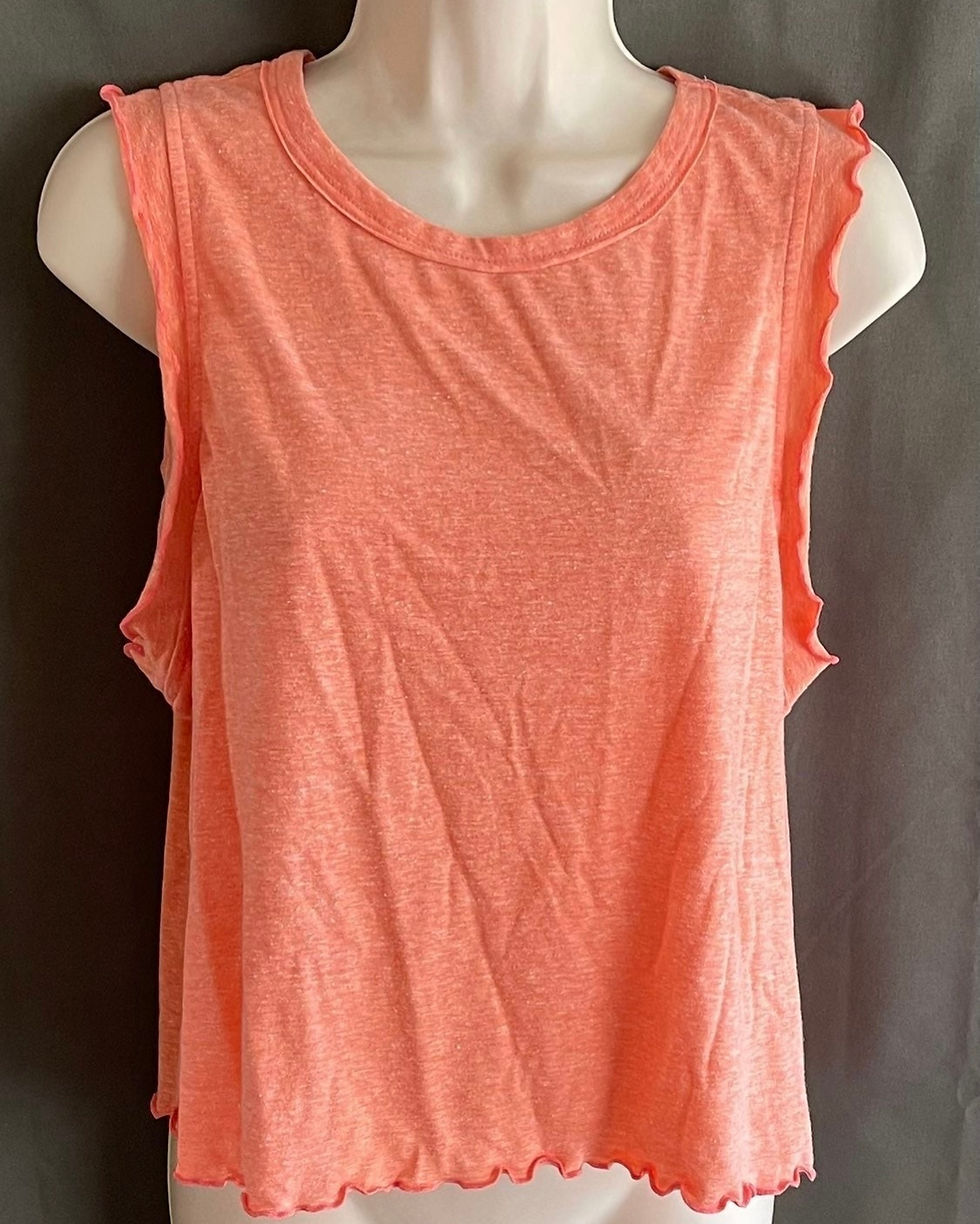 (08) NWT women's top/crop top BP. (M)