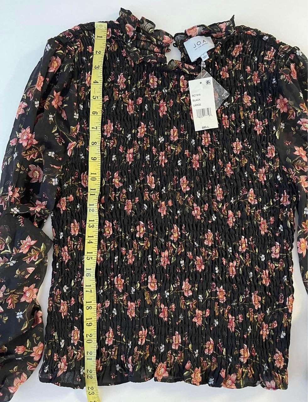 Thumbnail: NWT women's floral top J.O.A. (L) MSRP $85
