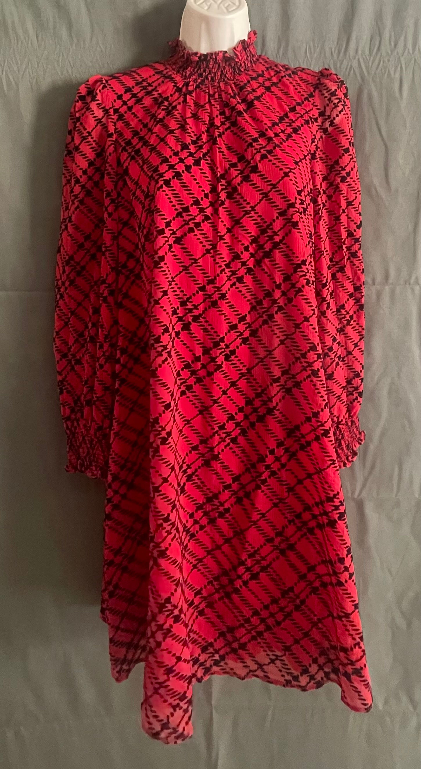 (12) NWT women's dress Tommy Hilfiger (10P) MSRP $139