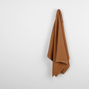 Heavyweight_Linen_Chestnut_Hang_1000x1000.jpeg