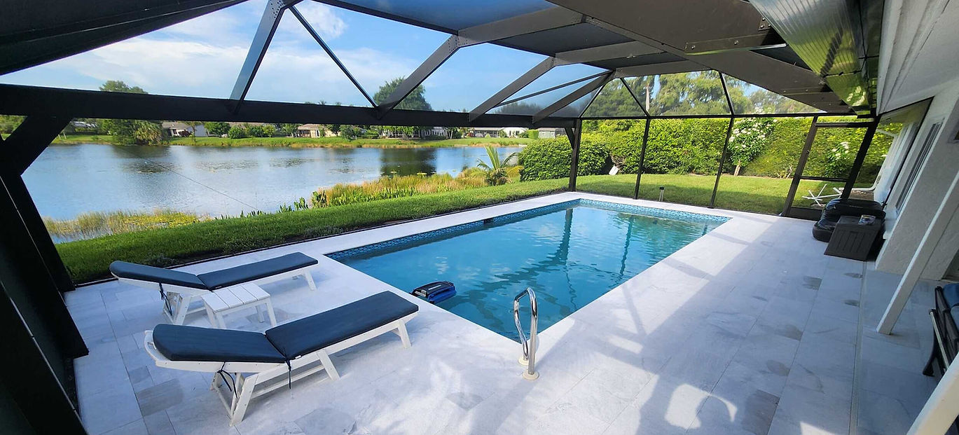 Heavy duty scaffolding and screen enclosure over pool in Florida