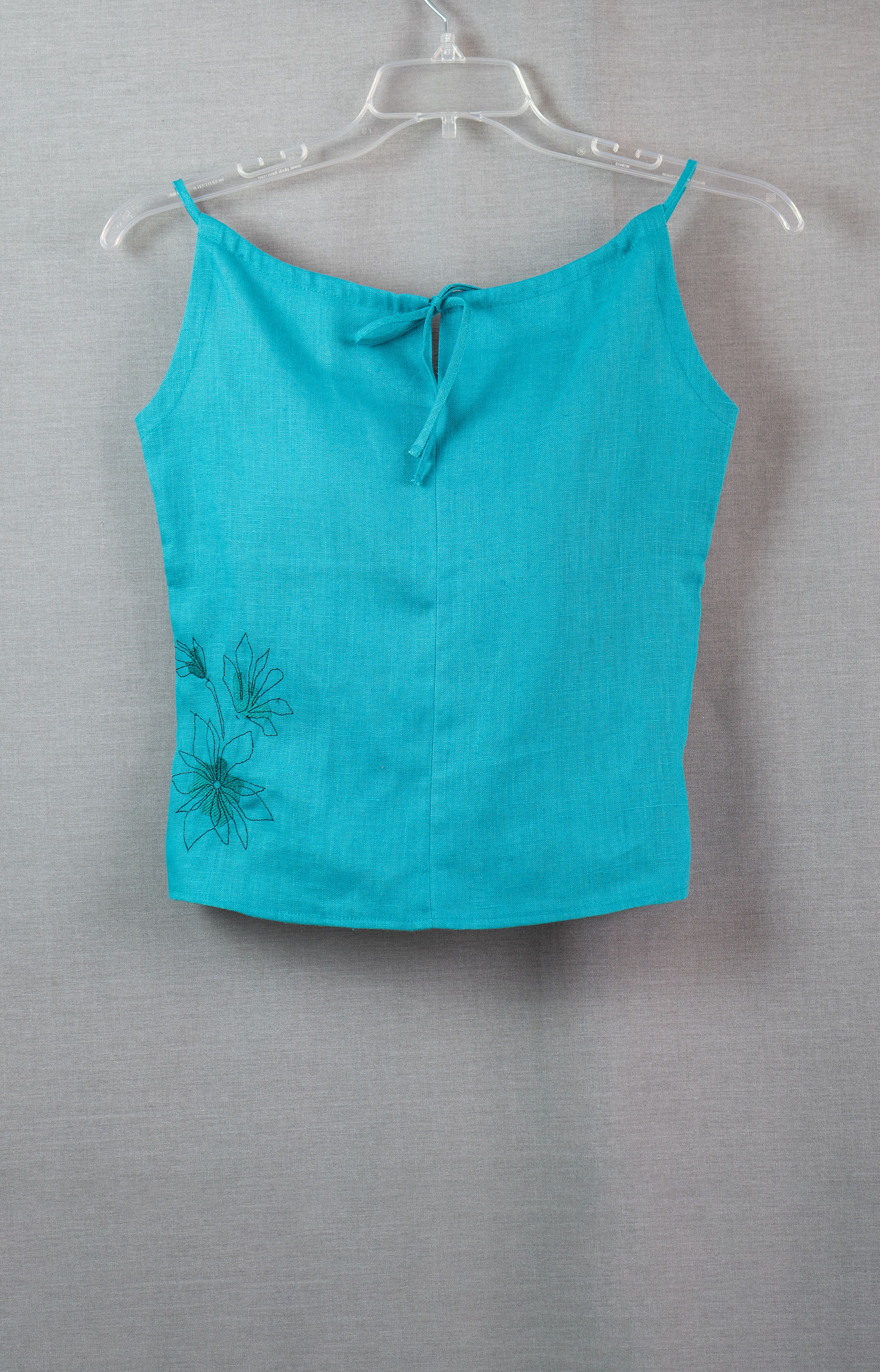 Top light turquoise front