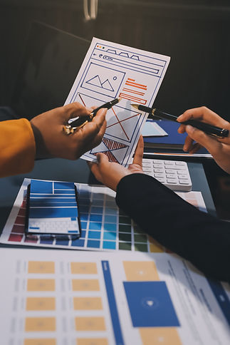designer-team-is-designing-uxui-system-make-uxui-system-work-well-new-phones-support-syste