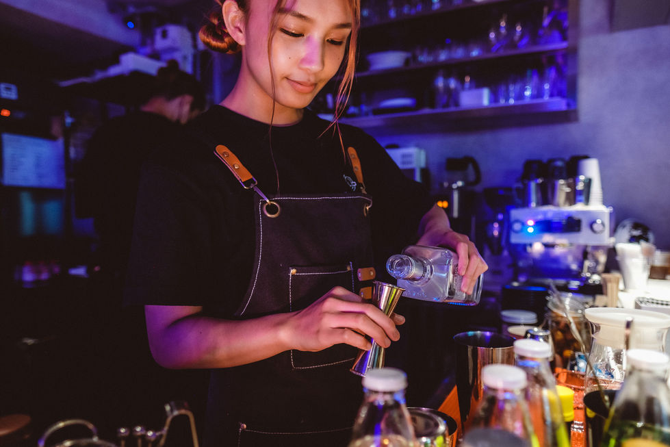 cafe, product photography coffee shop, beverage photography, drink photography, lifestyle photography, bar, cocktail making