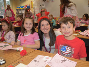Seniors Spread Christlike Encouragement Through Annual Valograms Tradition