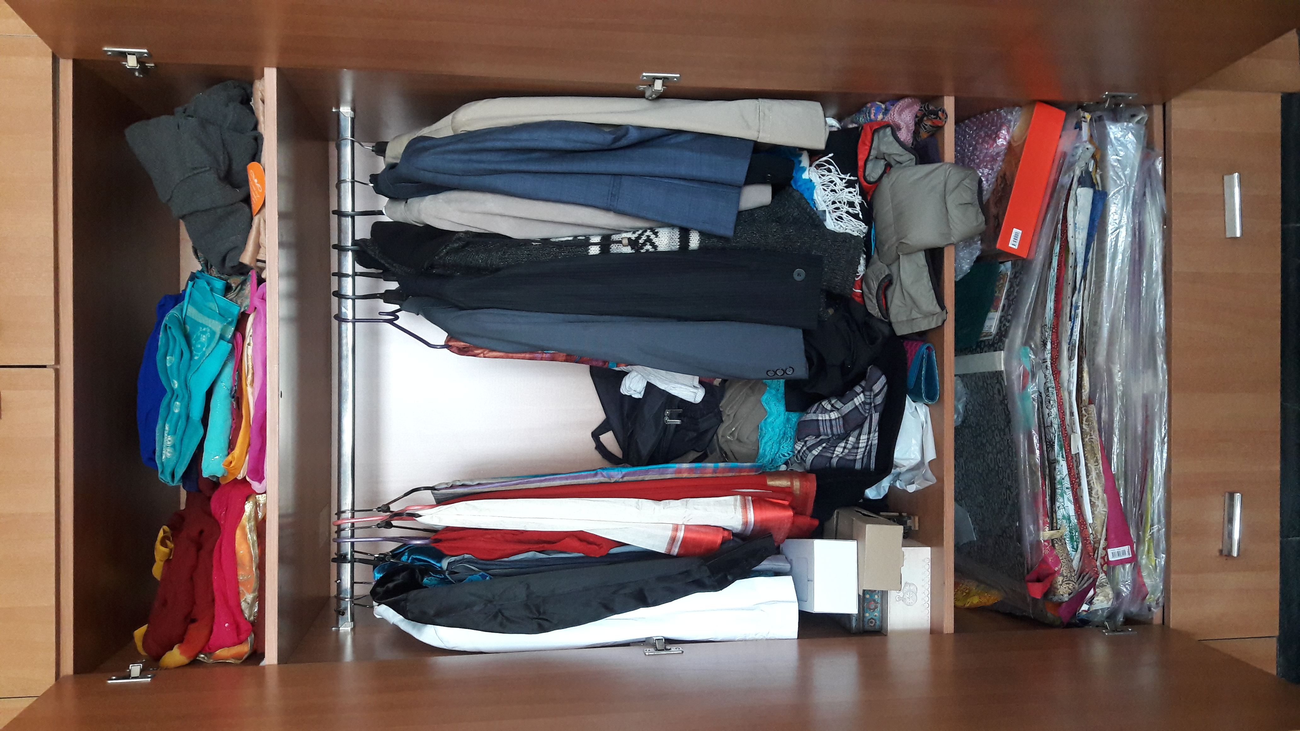 Cluttered State