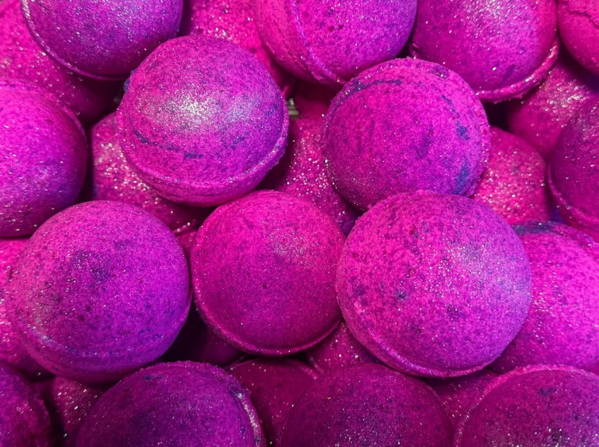 Cream Soda Bath Bomb