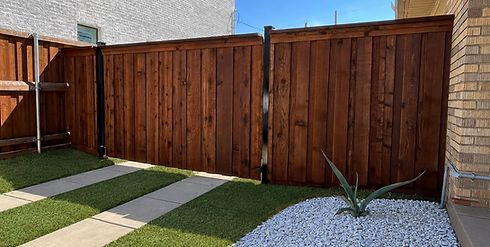 Automatic swing gate