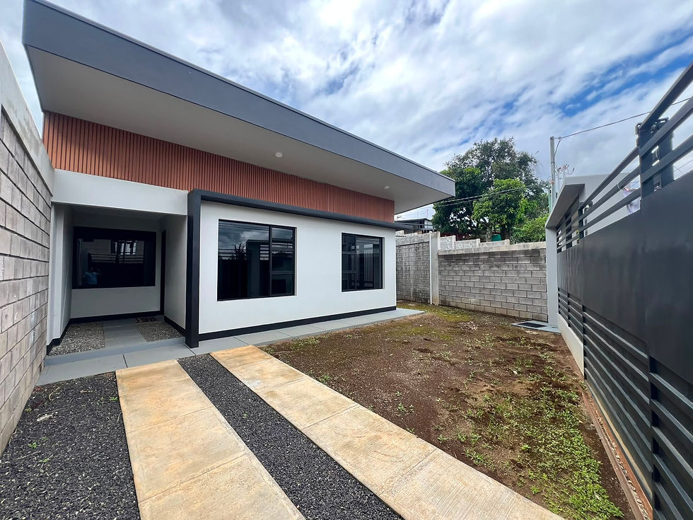 
Distribución:

*Sala-Comedor-Cocina
*3 Habitaciones
*1 Baño
*Área de Pilas
* 1 planta
* Espacio para zona verde o futuras ampliaciones
* Espacio para 3 vehículos
* Mide 267 m2

*Precio: 98.000,000 millones

*Ubicada:
Puente Salas, Barva Heredia del restaurante Luna de Valencia 700 mts norte