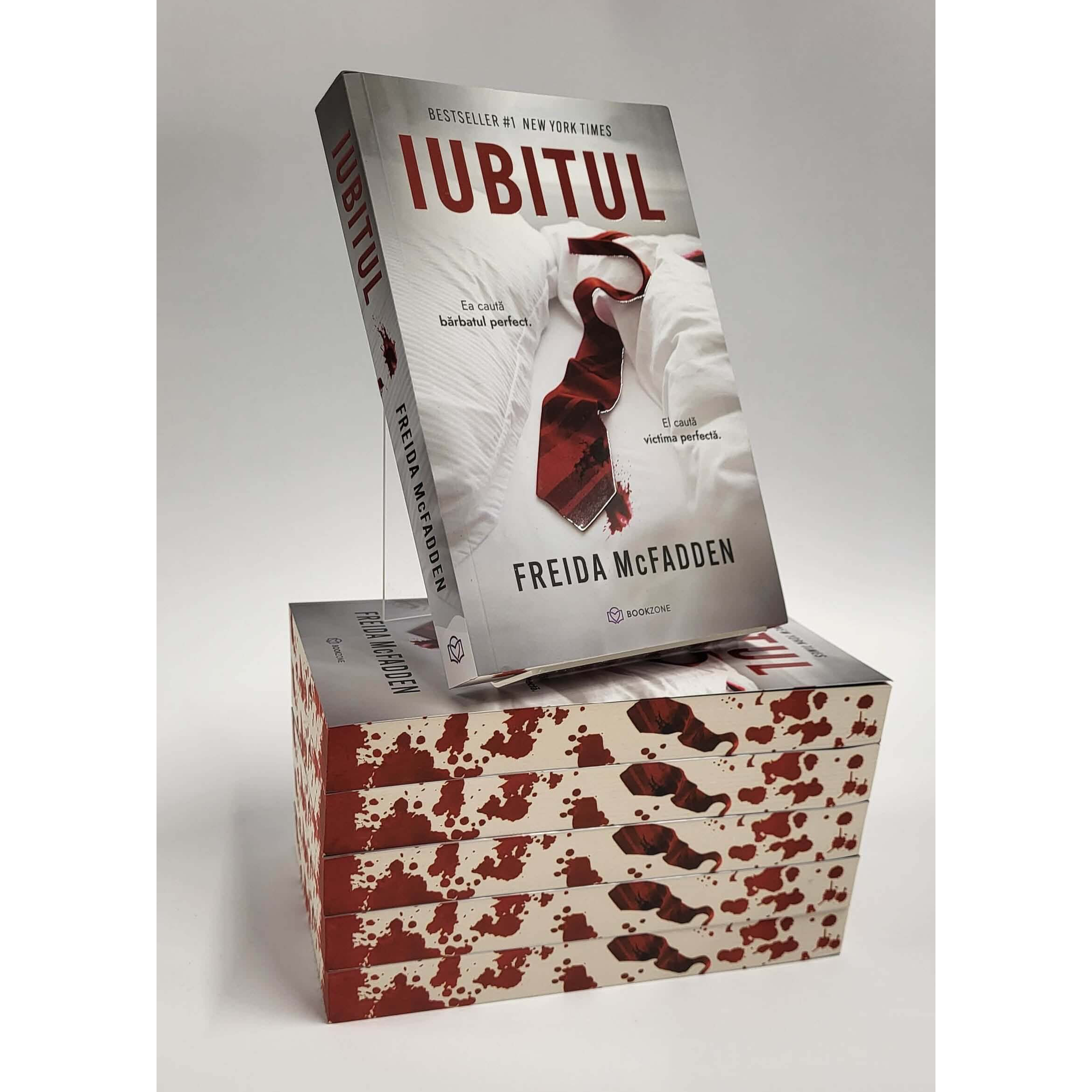 Iubitul (cu Printed Edges)