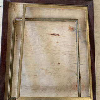 PICTURE FRAMES