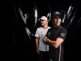 TOMMY AND CADILLAC FORMULA 1