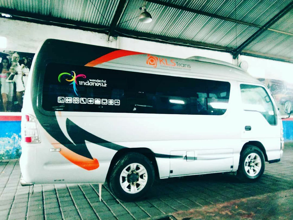 Car Charter - 13 Seater