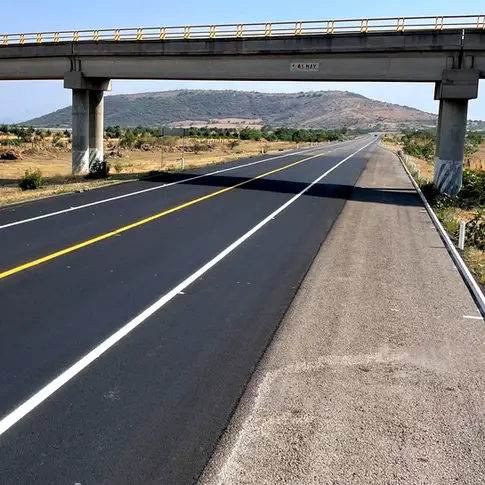Carretera Siglo XXI
Diseño y ajuste de alineación en corredor logístico clave para transporte de carga y turismo.