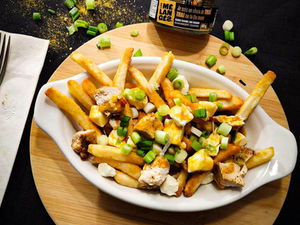 Poutine Thaï