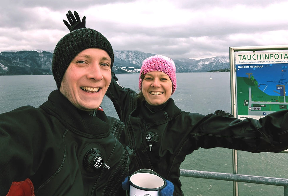 Leni und Marco am Tauchplatz am Attersee