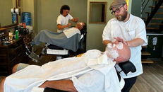 THE HOLY BARBER - Socios SOYBARBUDO