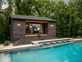 095-Pool and Outdoor TV.jpg