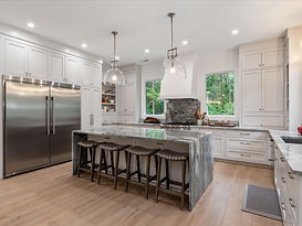 012-Kitchen.jpg