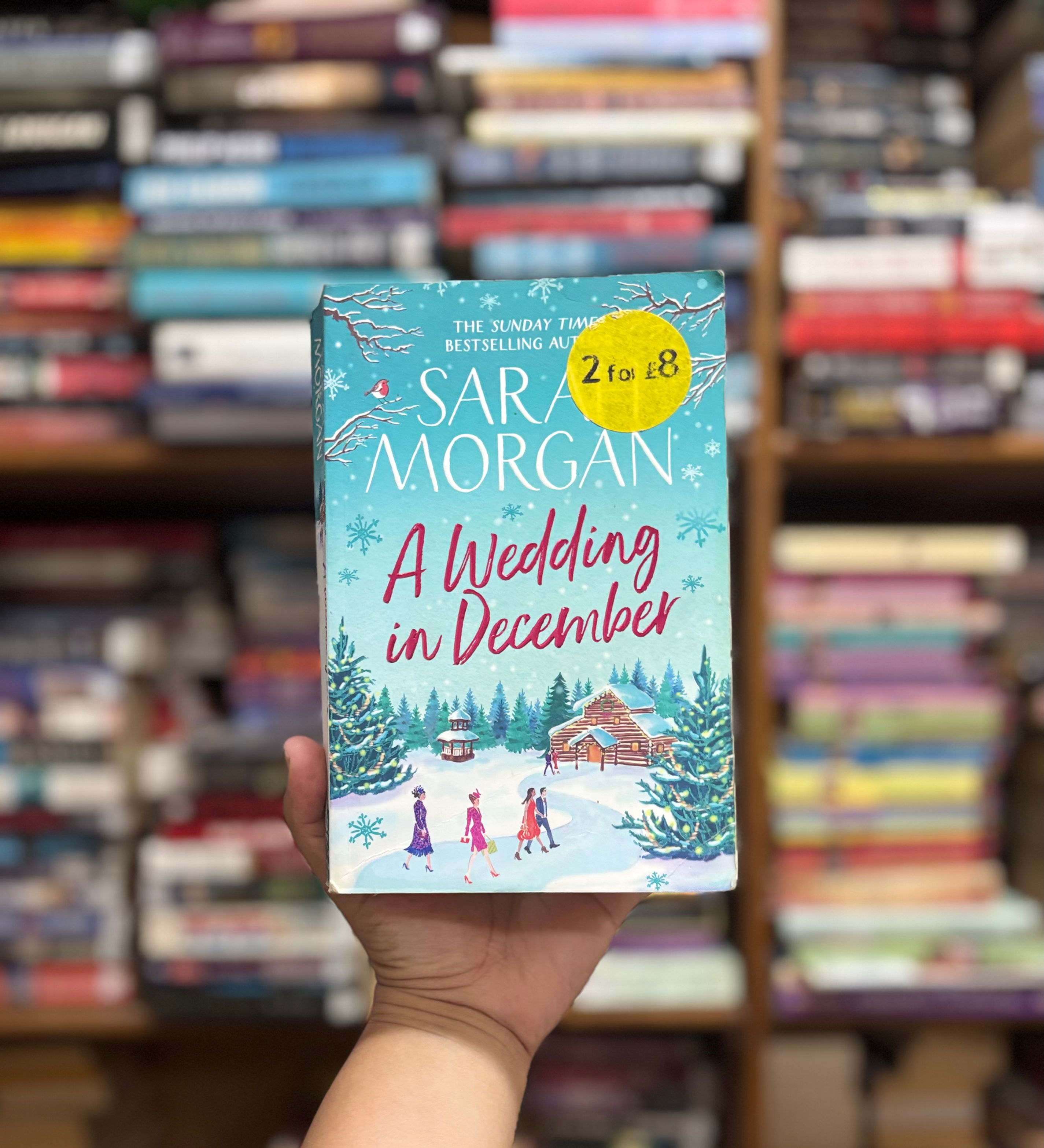 Wedding in December: A Christmas Romance – A Charming Winter Rom Com About Fami