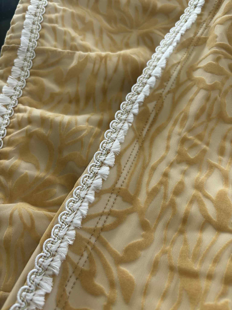 Thumbnail: WHITE POMPON TOP