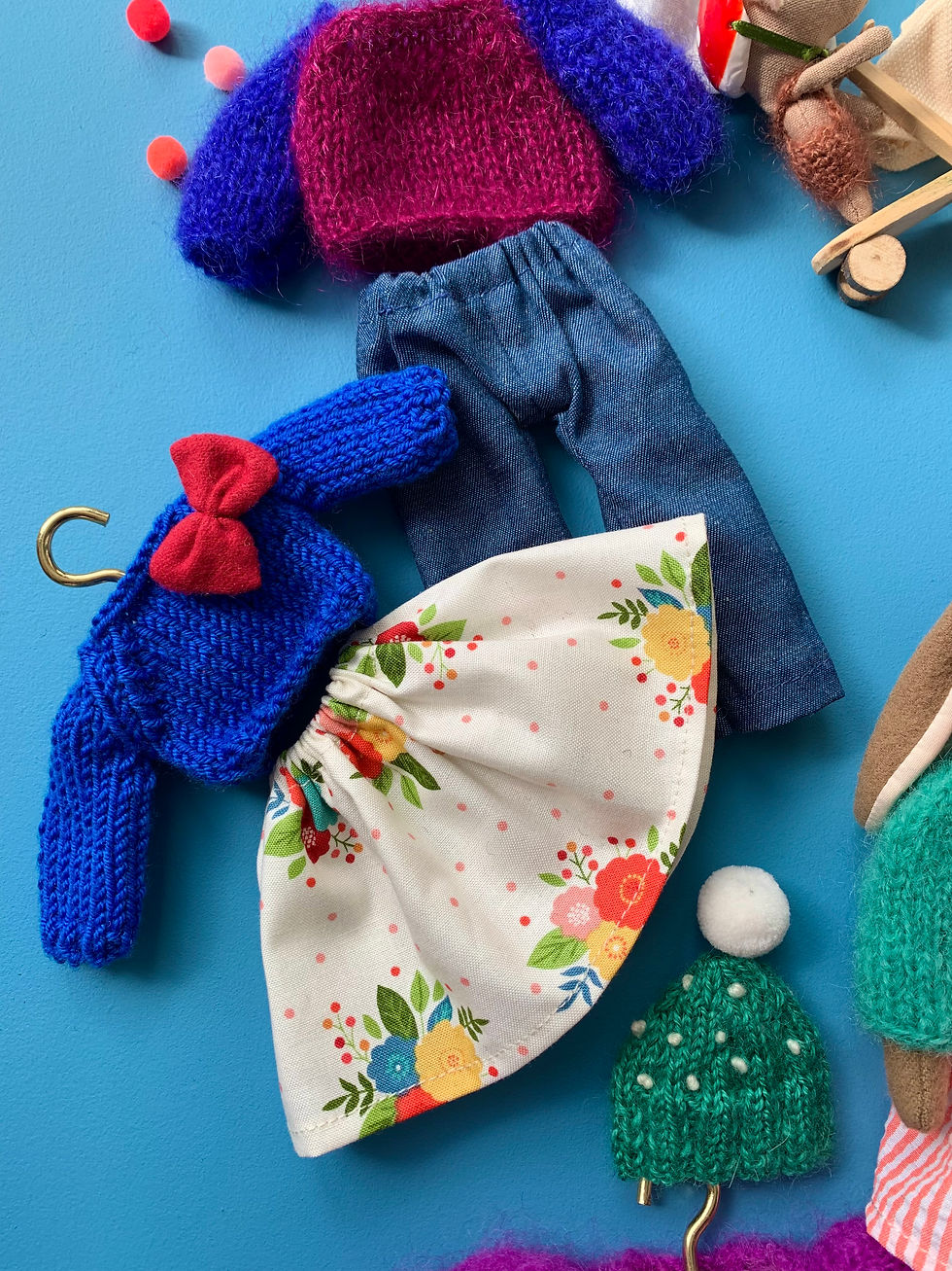 Miniature : Jupe et pull - Tenue d'Aurélia