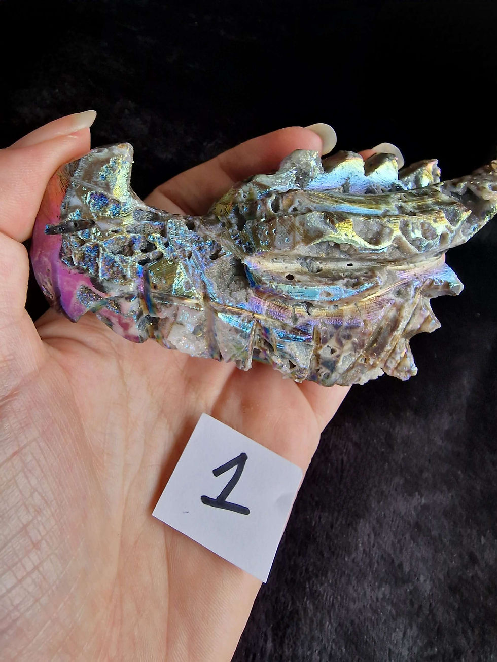 Thumbnail: Aura Sphalerite Dragon
