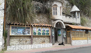 AVENTOUR