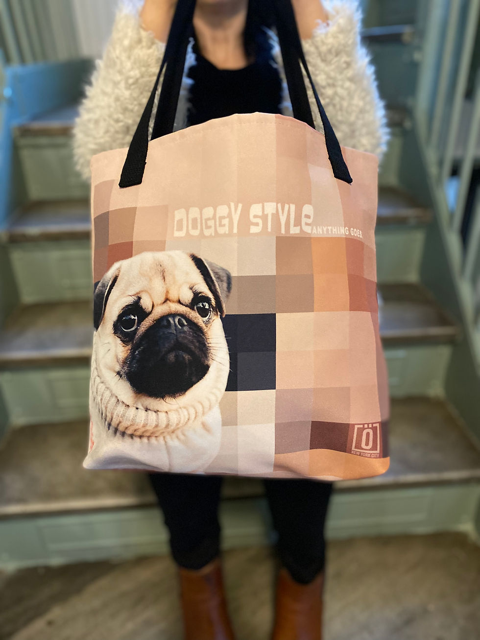 Thumbnail: PUG TOTE BAG Doggy Style - Anything goes. Will I see you again?
