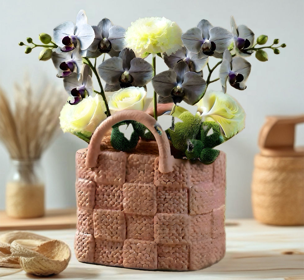 Thumbnail: Handbag of Clay & Quiet Grace, Tailor-made Floral Decor