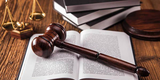 How To Find A Perfect Commercial Lawyer For Your Business?