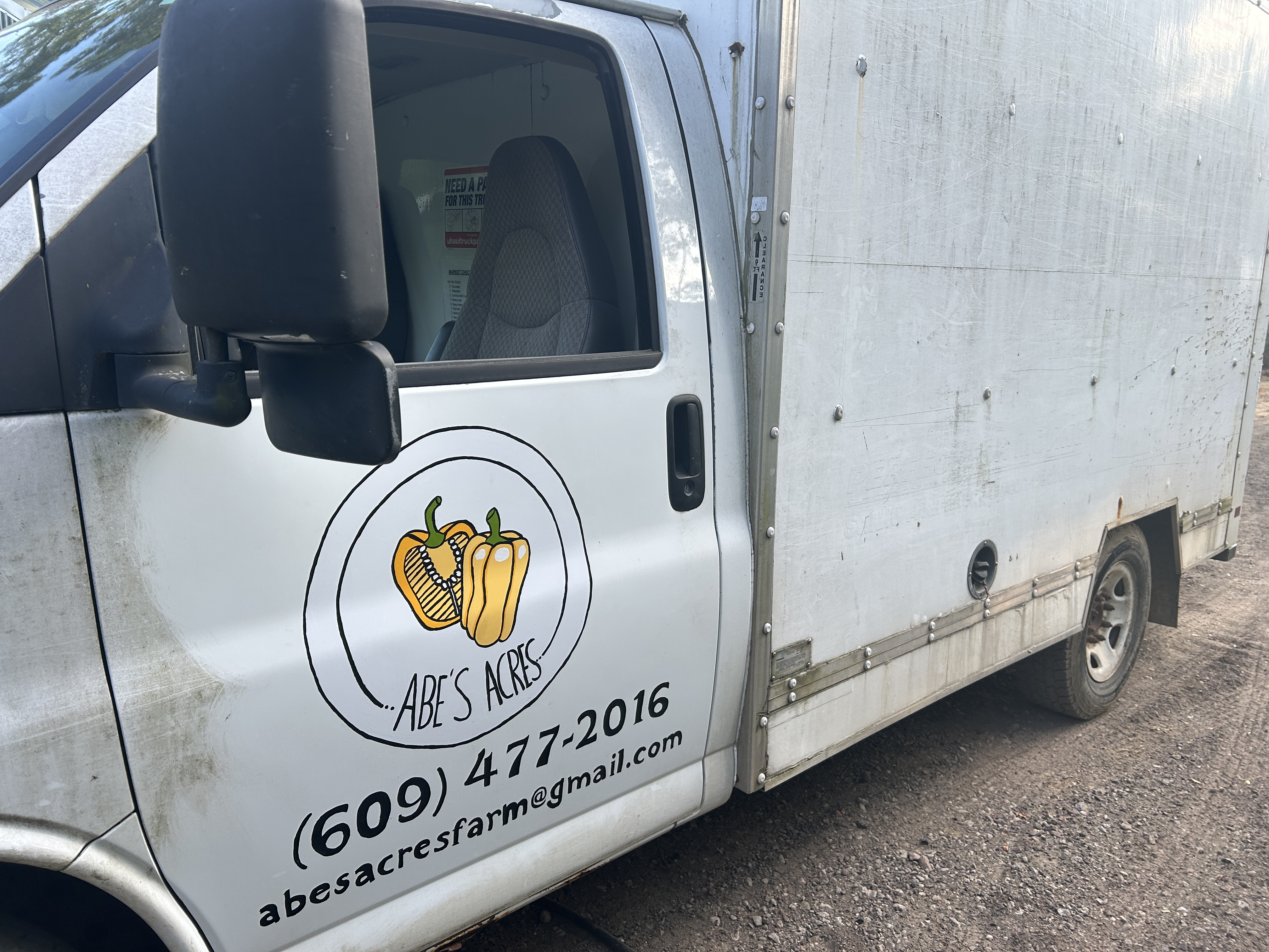 Painting truck farm art  enamel 