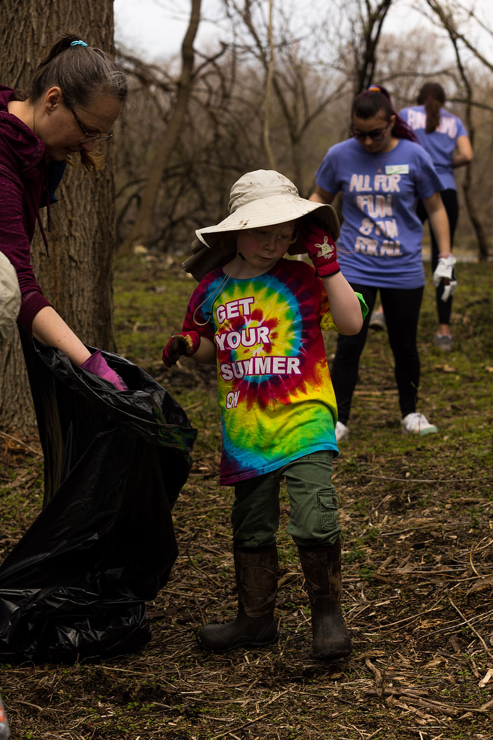 Earth Day clean up young girl.jpg