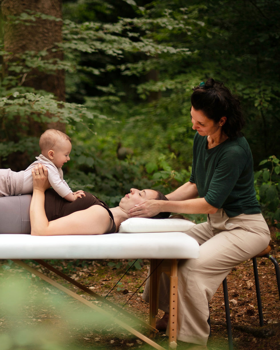 26_Waldshooting_ATBehandlung_MamaBaby_13_Therapie_NachGeburt.jpg