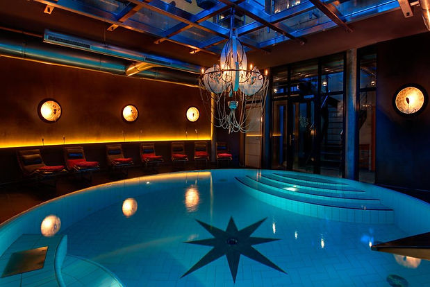 Pool1.jpg