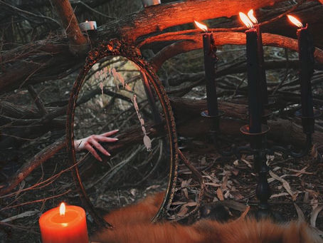 Un mercoledì all'insegna della spiritualità e della magia.