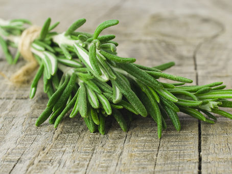 Un rito con il Rosmarino.