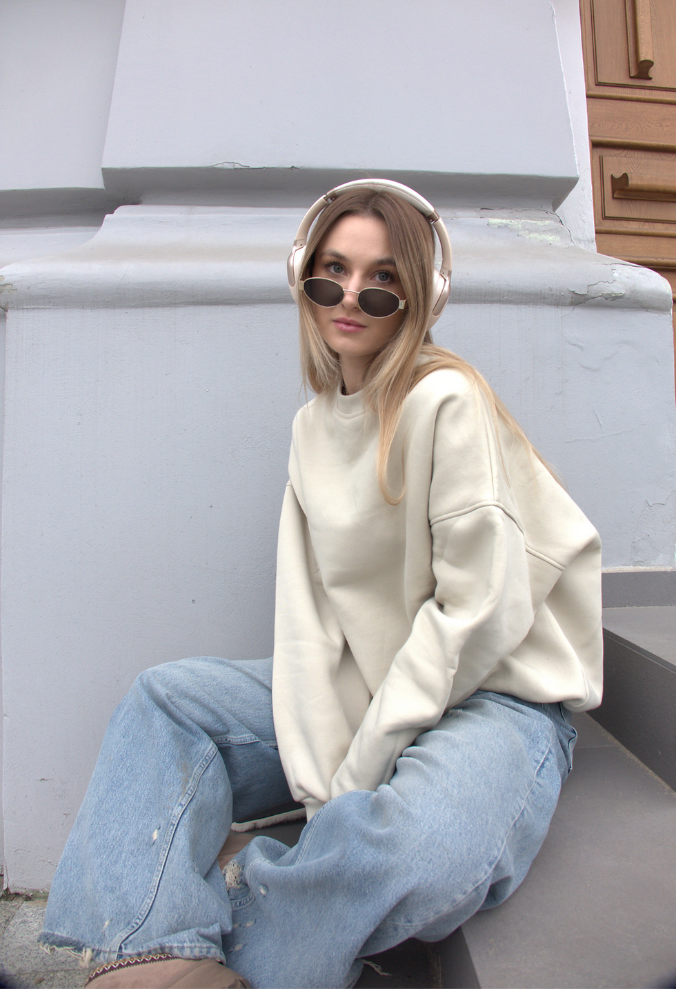 Thumbnail: Bluza Baggy bez kaptura Beż