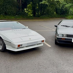 McFlys Lotus Esprit Turbo & Delorean DMC-12 Front Lotus Side