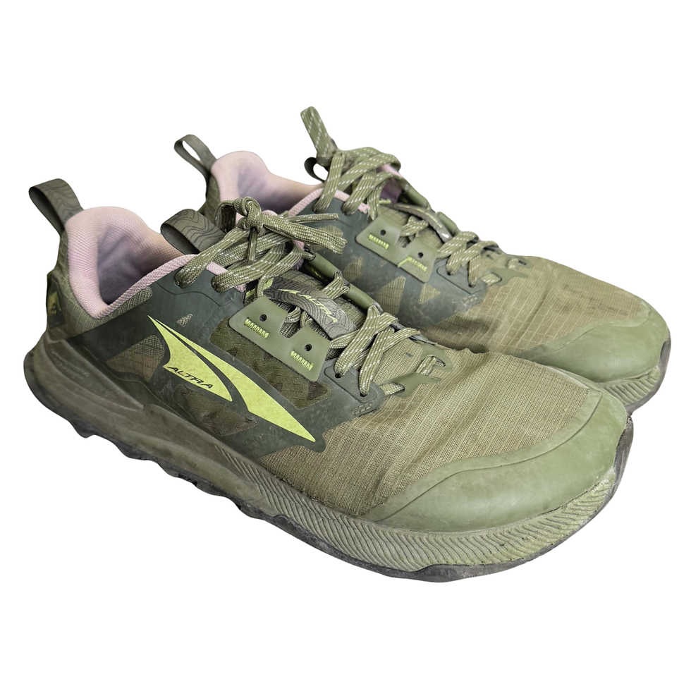 Trail running shoes for thru-hiking and backpacking