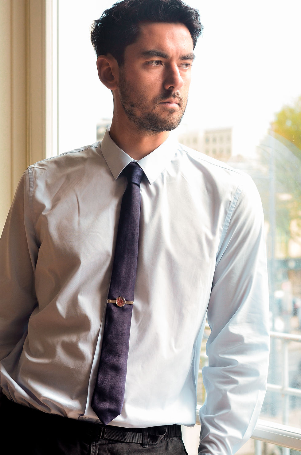 Thumbnail: Sustainable Purple Tie Clip Upcycled from Red onion peels_Ways Out Hong Kong