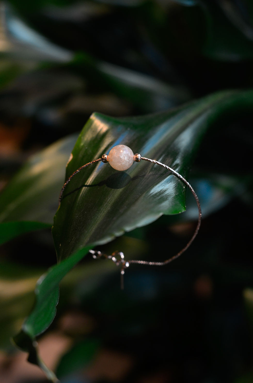 Thumbnail: Sustainable Rose Gold Bangle Bracelet with Pink Round Bead Upcycled from Garlic Peels