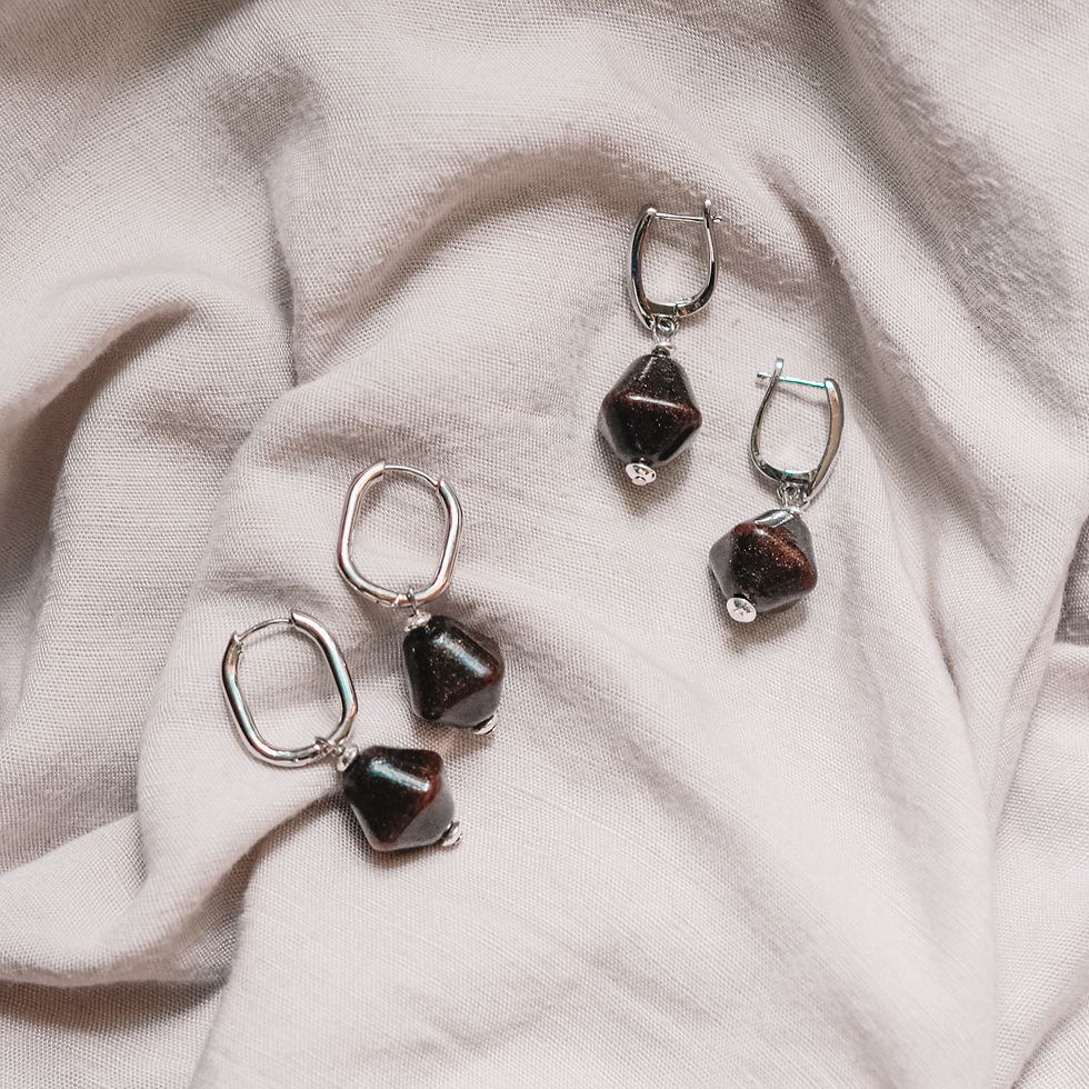 縮圖：Sustainable Silver Oval Hoop Earrings with Black Beads upcycled from Coffee grounds