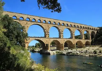 pont-du-gard.webp