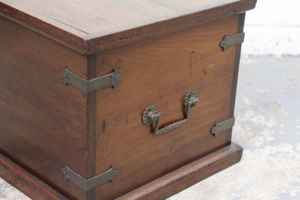 Thumbnail: Walnut Bound Trunk
